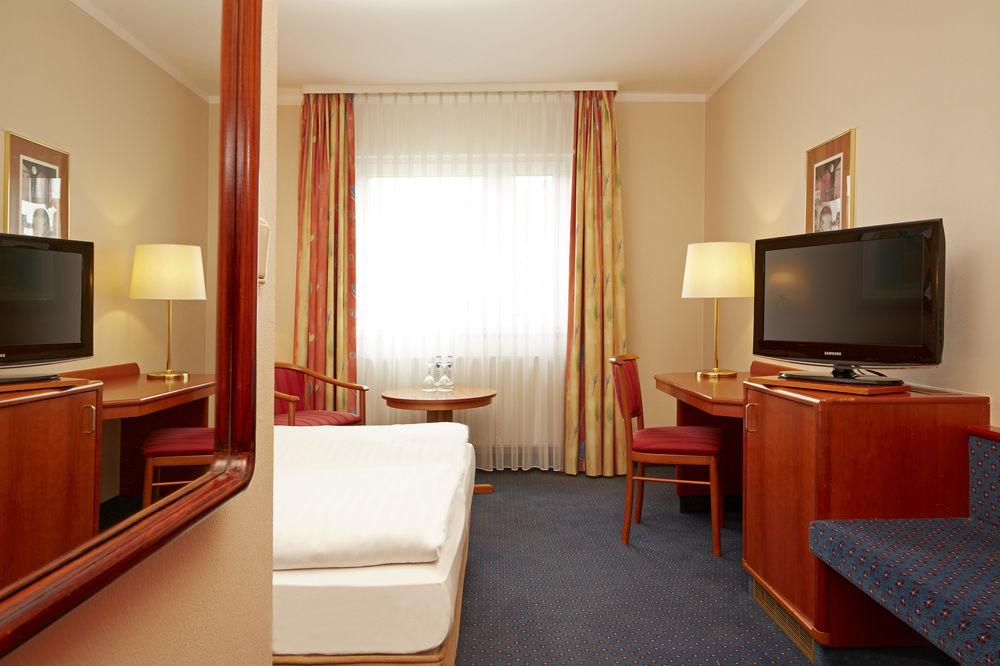 Taste Smart Hotel Lampertheim Eksteriør billede
