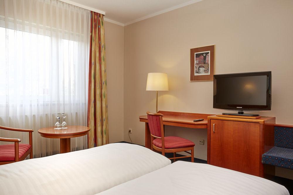 Taste Smart Hotel Lampertheim Eksteriør billede